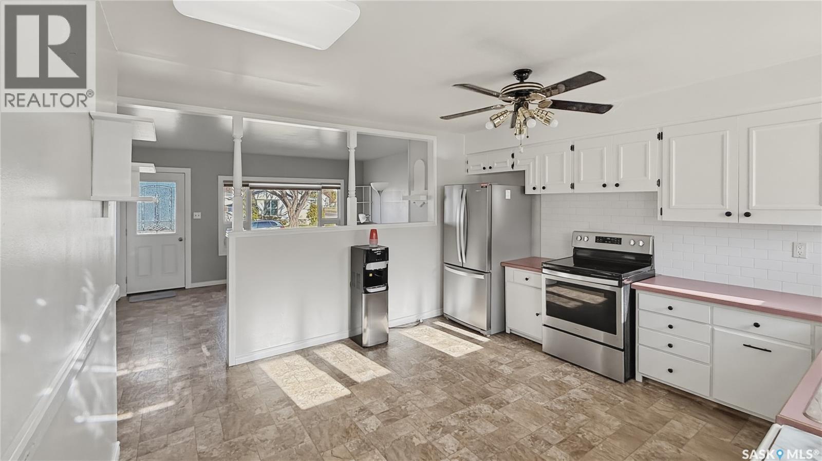 444 5th Avenue Se, Swift Current, Saskatchewan  S9H 3N4 - Photo 5 - SK033827