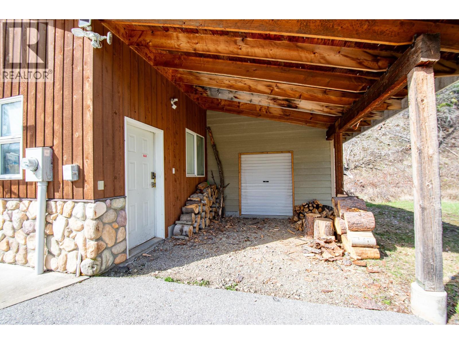 3802 Coalmont Road, Tulameen, British Columbia  V0X 1W0 - Photo 16 - 10377493