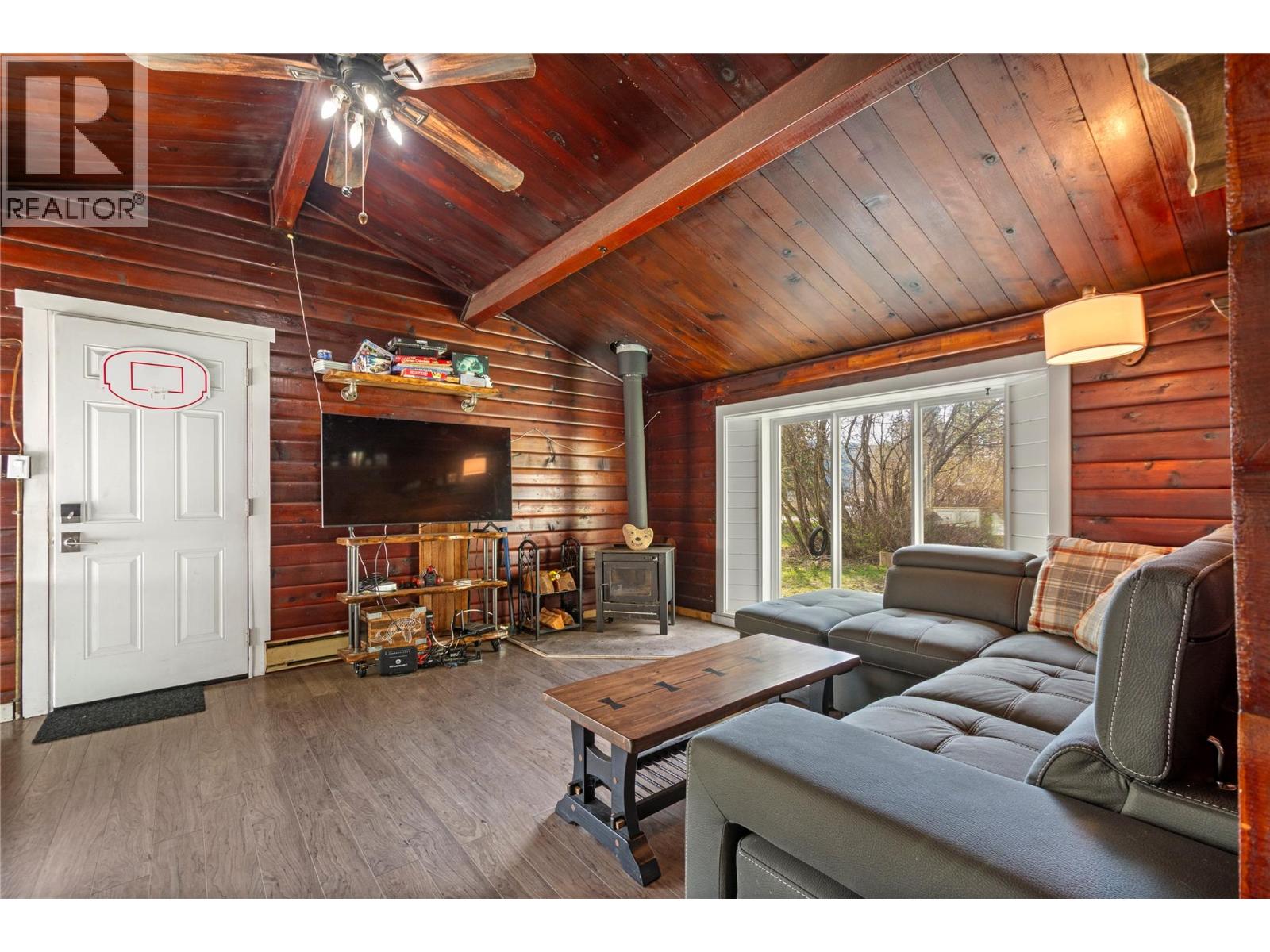 3802 Coalmont Road, Tulameen, British Columbia  V0X 1W0 - Photo 8 - 10377493