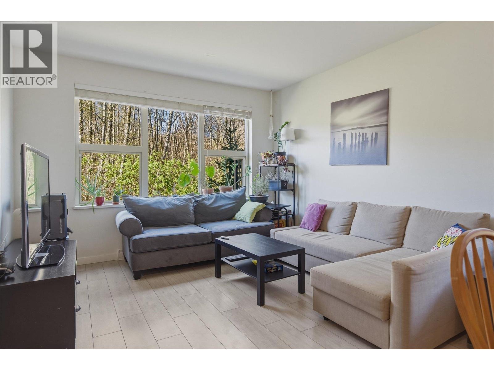 206 1150 Bailey Street, Squamish, British Columbia  V8B 0R4 - Photo 3 - R3110886