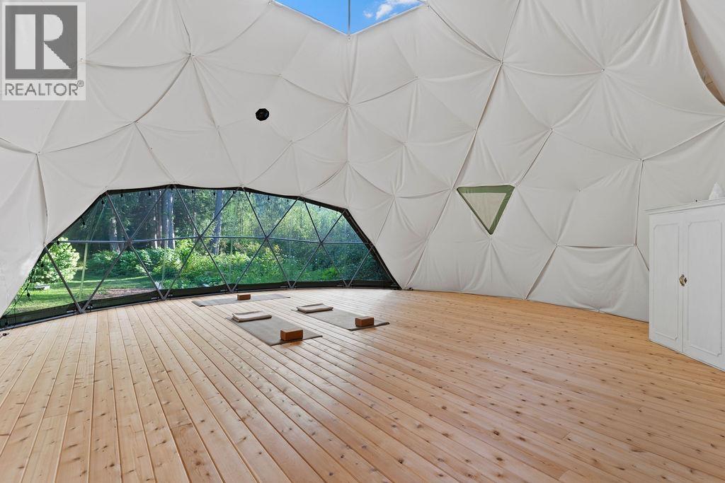 1710 Highway 99, Pemberton, British Columbia  V0N 2L0 - Photo 34 - R3103714