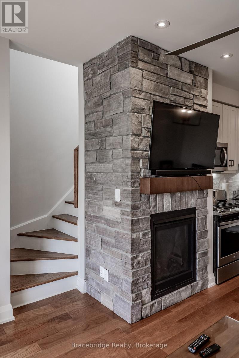 Bhv-C101-A&b - 1869 Muskoka Rd 118 Highway W, Muskoka Lakes, Ontario  P1L 1W8 - Photo 10 - X13043048