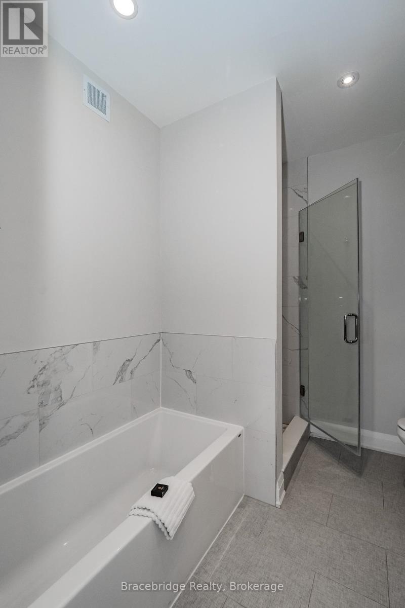 Bhv-C101-A&b - 1869 Muskoka Rd 118 Highway W, Muskoka Lakes, Ontario  P1L 1W8 - Photo 14 - X13043048