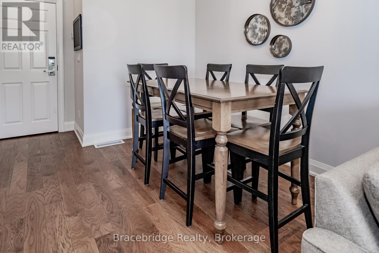 Bhv-C101-A&b - 1869 Muskoka Rd 118 Highway W, Muskoka Lakes, Ontario  P1L 1W8 - Photo 6 - X13043048