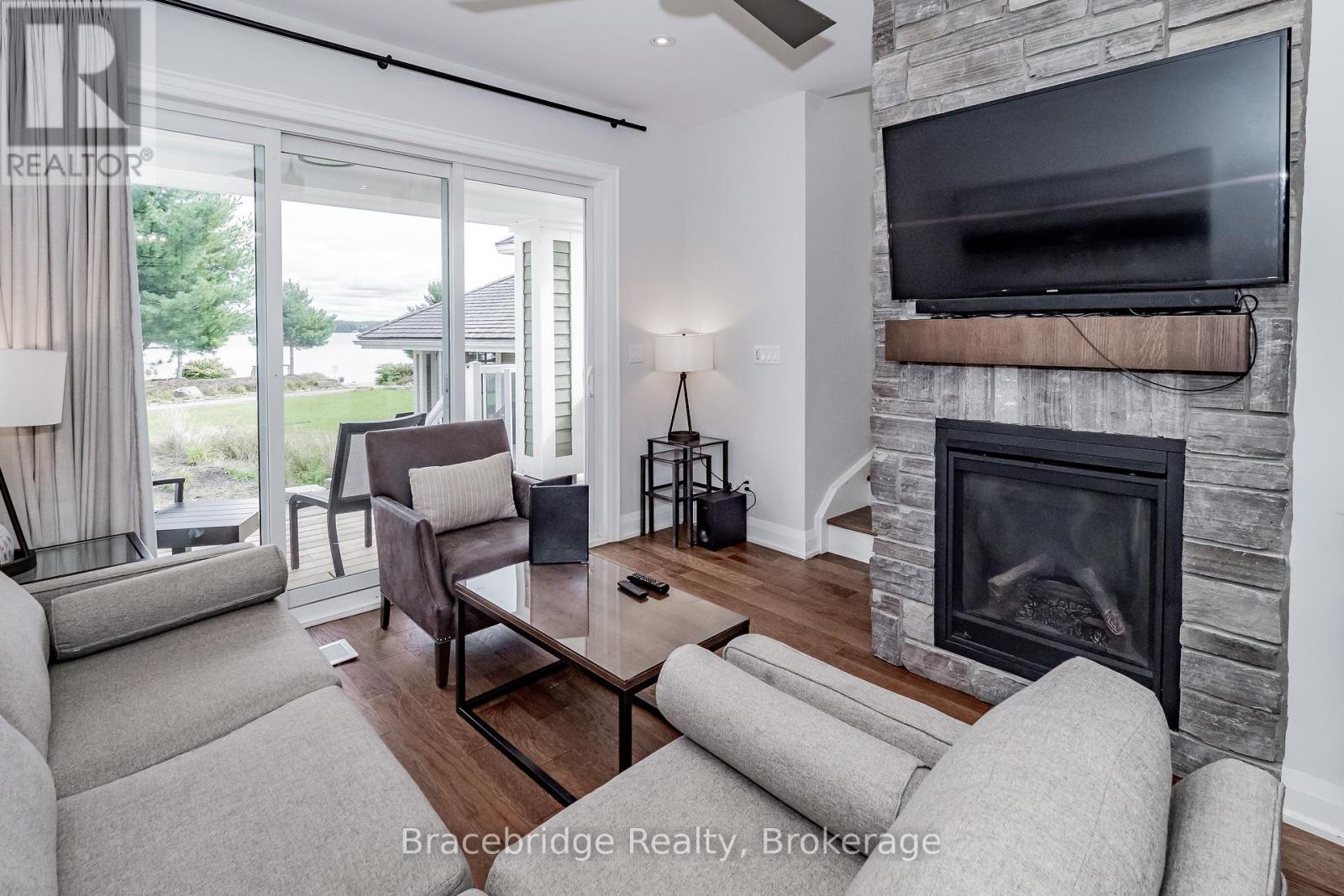 Bhv-C101-A&b - 1869 Muskoka Rd 118 Highway W, Muskoka Lakes, Ontario  P1L 1W8 - Photo 9 - X13043048