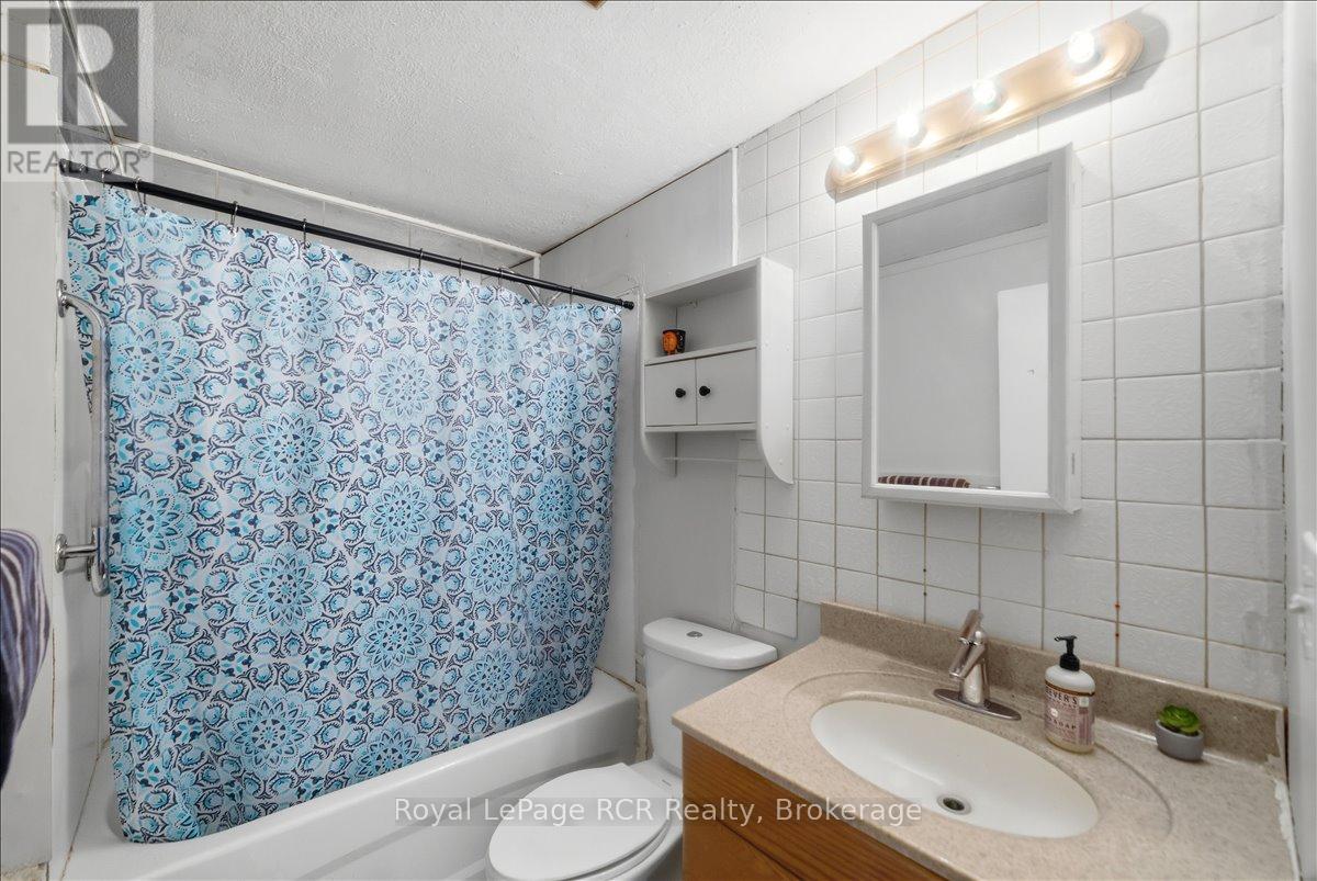 718533 6 Highway, Georgian Bluffs, Ontario  N0H 2K0 - Photo 11 - X13043150