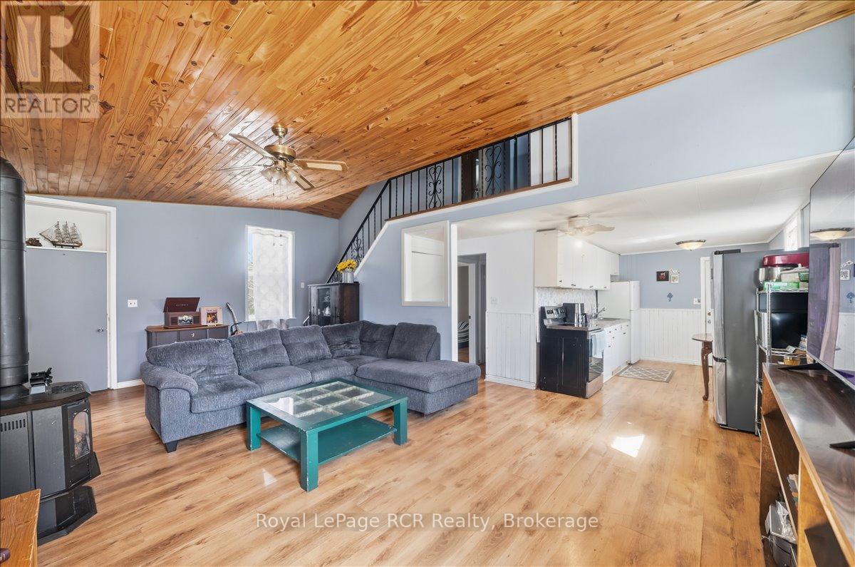 718533 6 Highway, Georgian Bluffs, Ontario  N0H 2K0 - Photo 6 - X13043150