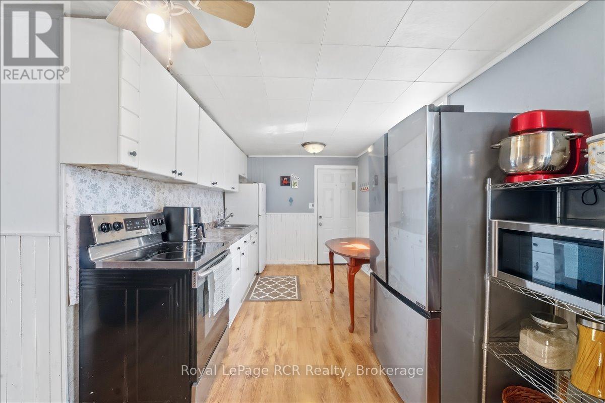 718533 6 Highway, Georgian Bluffs, Ontario  N0H 2K0 - Photo 7 - X13043150