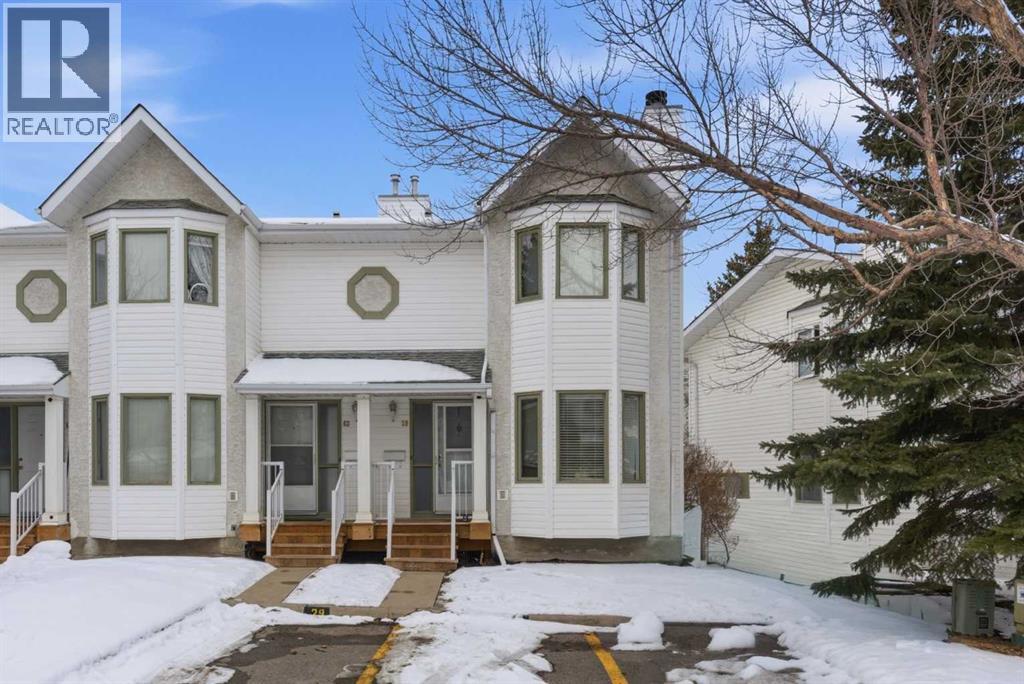 59 Abbeydale Villas Ne, Calgary, Alberta  T2A 7P6 - Photo 2 - A2294546