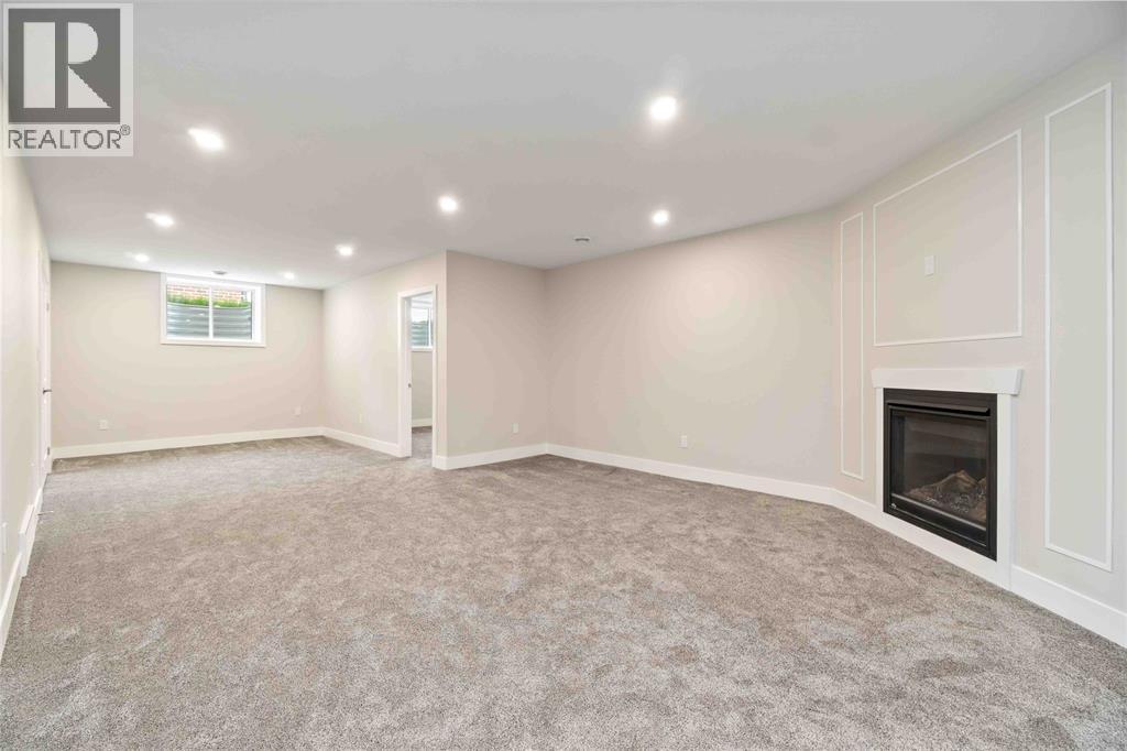 3560 Britt Boulevard, Plympton-Wyoming, Ontario  N0N 1E0 - Photo 40 - 26009127