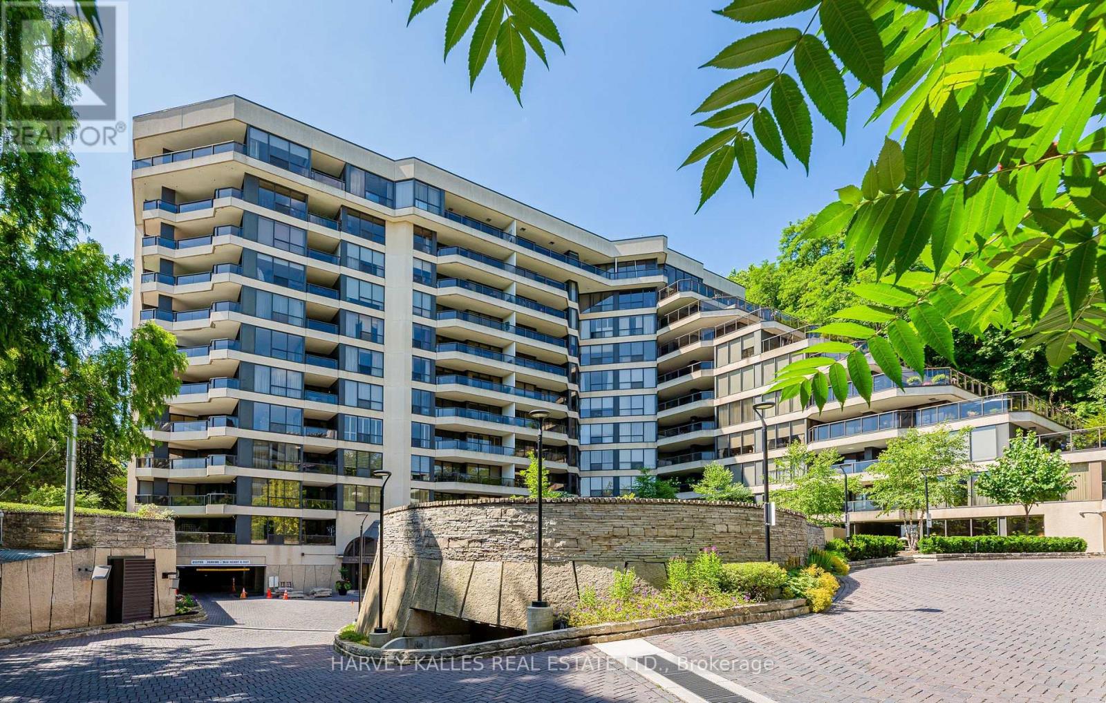 201 - 3900 YONGE STREET, Toronto, Ontario