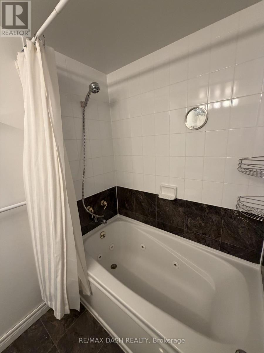 Lph01 - 55 Bloor Street E, Toronto, Ontario  M4W 1A9 - Photo 14 - C13043004