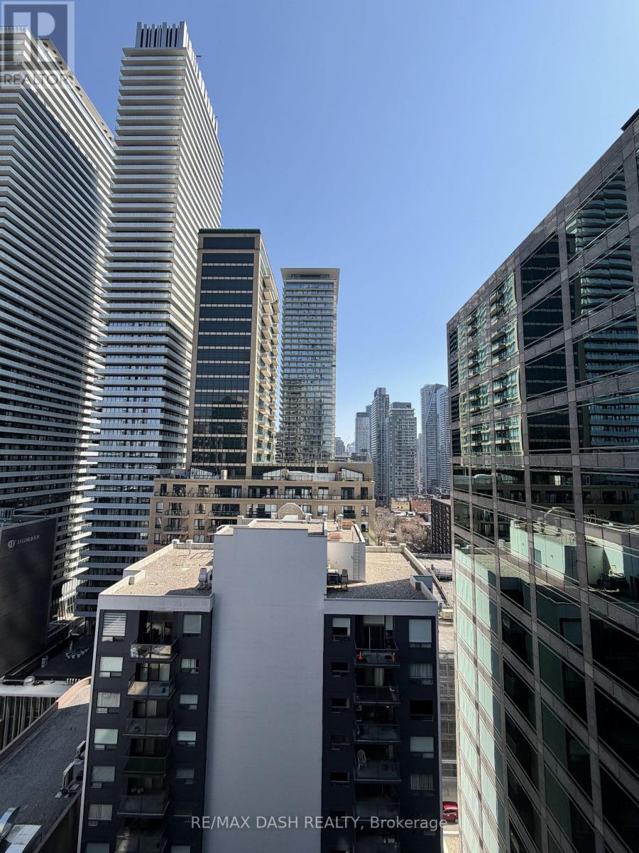 Lph01 - 55 Bloor Street E, Toronto, Ontario  M4W 1A9 - Photo 15 - C13043004