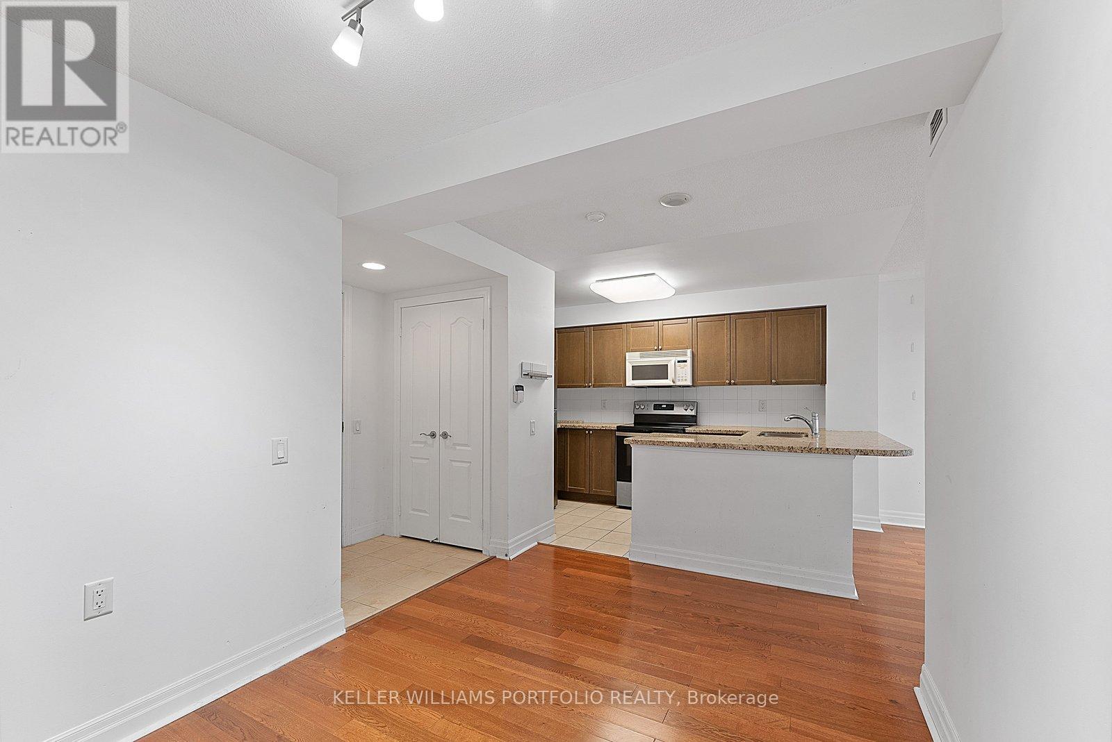 1102 - 21 Hillcrest Avenue, Toronto, Ontario  M2N 7K2 - Photo 18 - C13043032