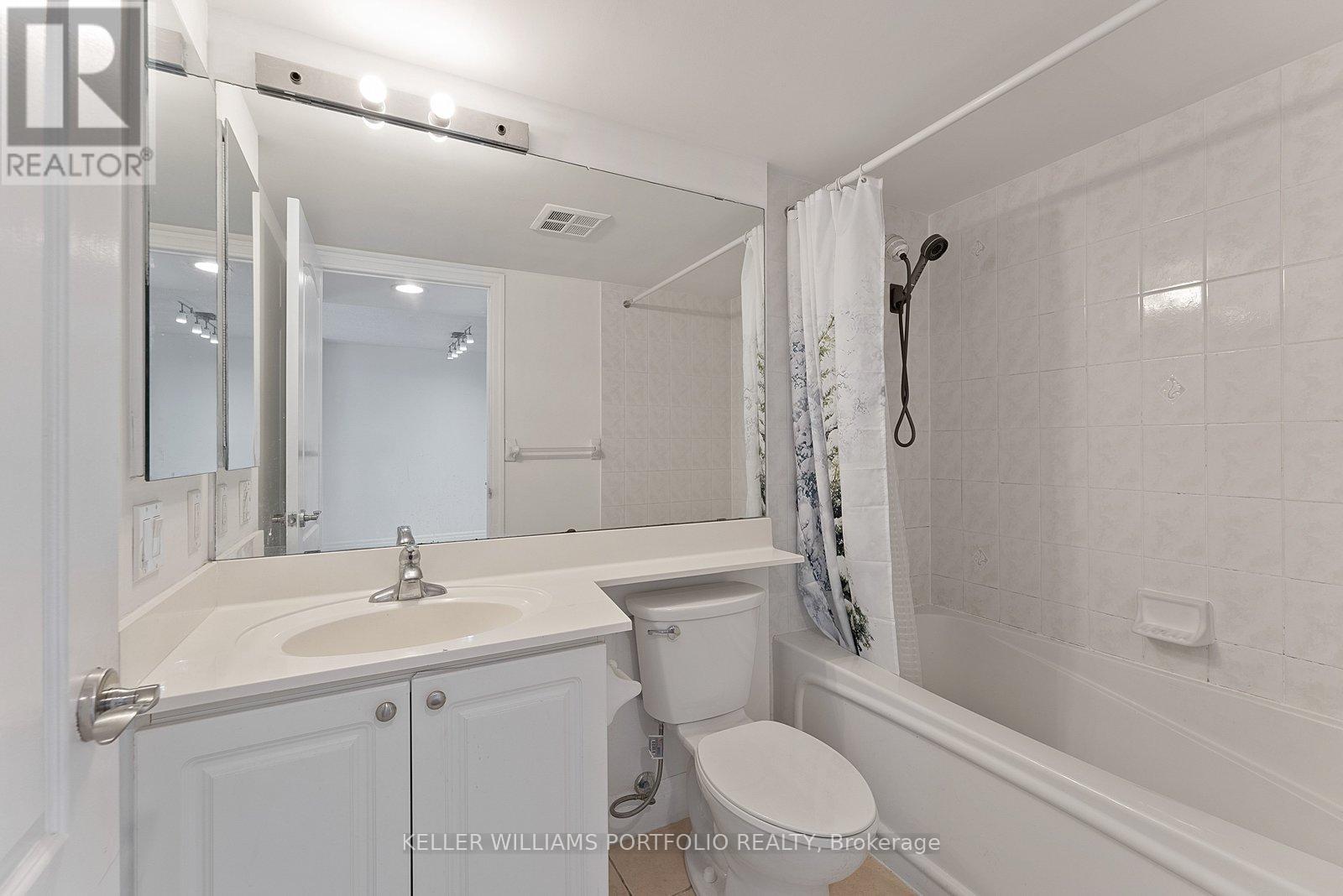 1102 - 21 Hillcrest Avenue, Toronto, Ontario  M2N 7K2 - Photo 22 - C13043032