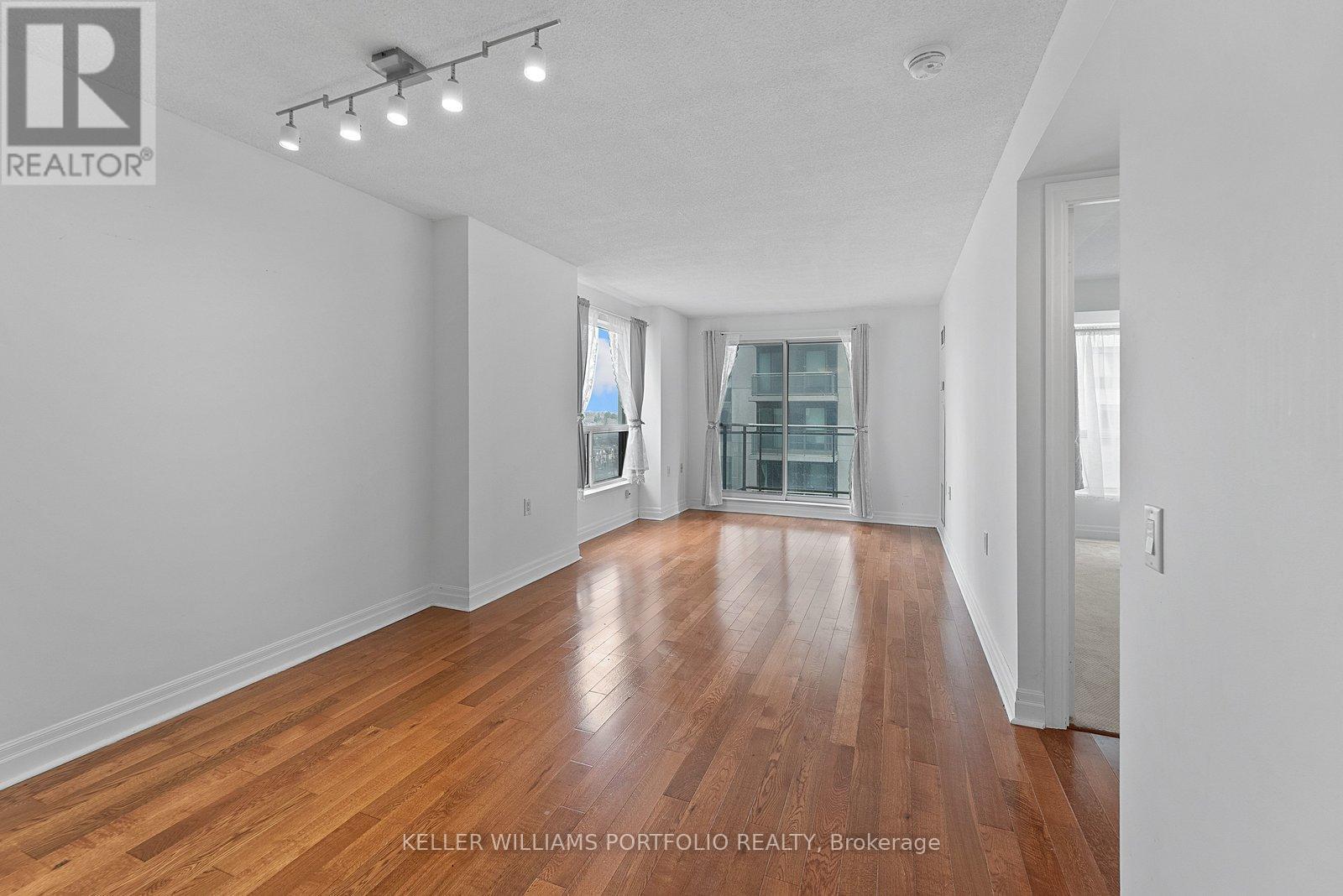 1102 - 21 Hillcrest Avenue, Toronto, Ontario  M2N 7K2 - Photo 9 - C13043032