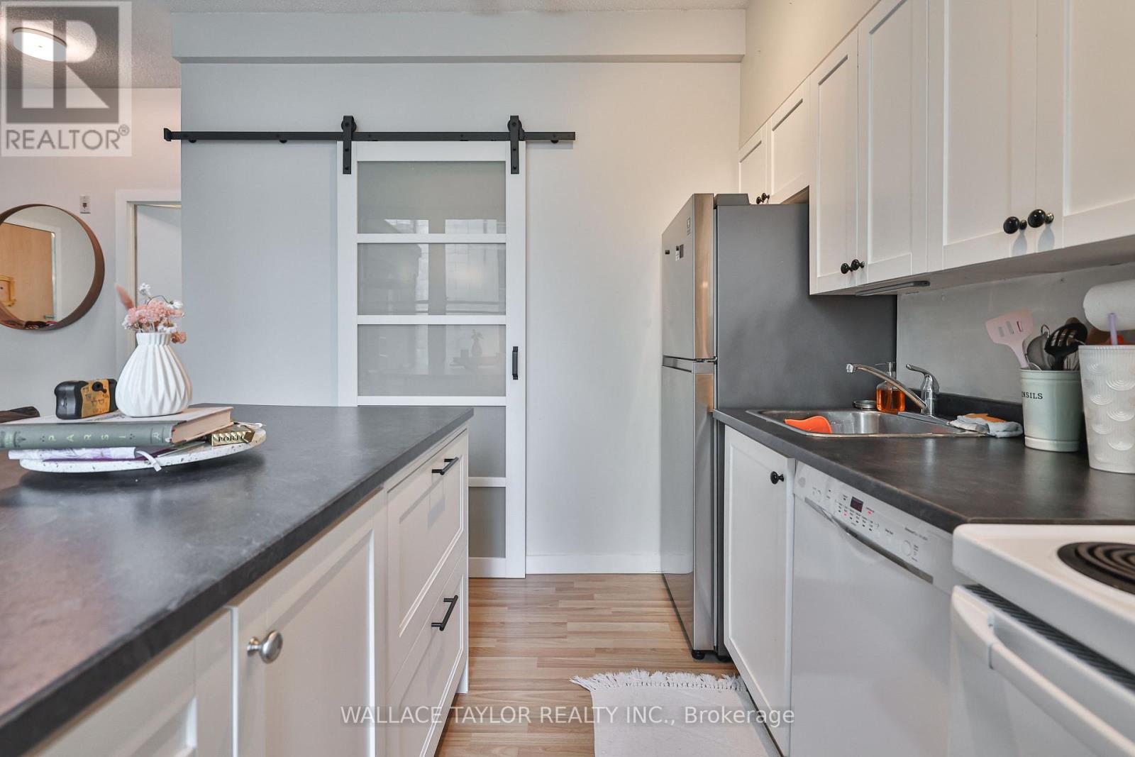 610 - 50 Camden Street, Toronto, Ontario  M5V 3N1 - Photo 12 - C13043074