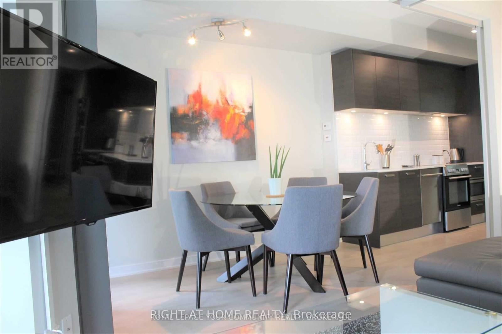 1203 - 57 St. Joseph Street, Toronto, Ontario  M5S 0C5 - Photo 12 - C13043088