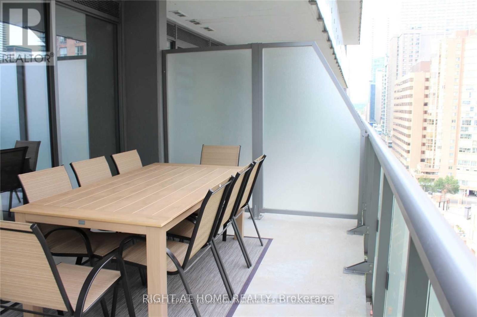 1203 - 57 St. Joseph Street, Toronto, Ontario  M5S 0C5 - Photo 21 - C13043088