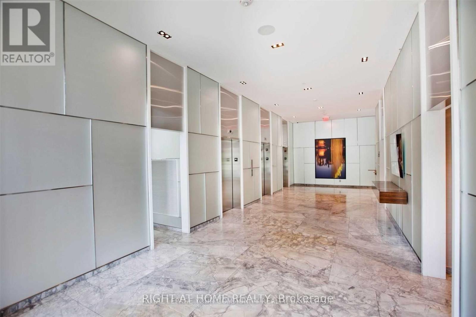 1203 - 57 St. Joseph Street, Toronto, Ontario  M5S 0C5 - Photo 4 - C13043088