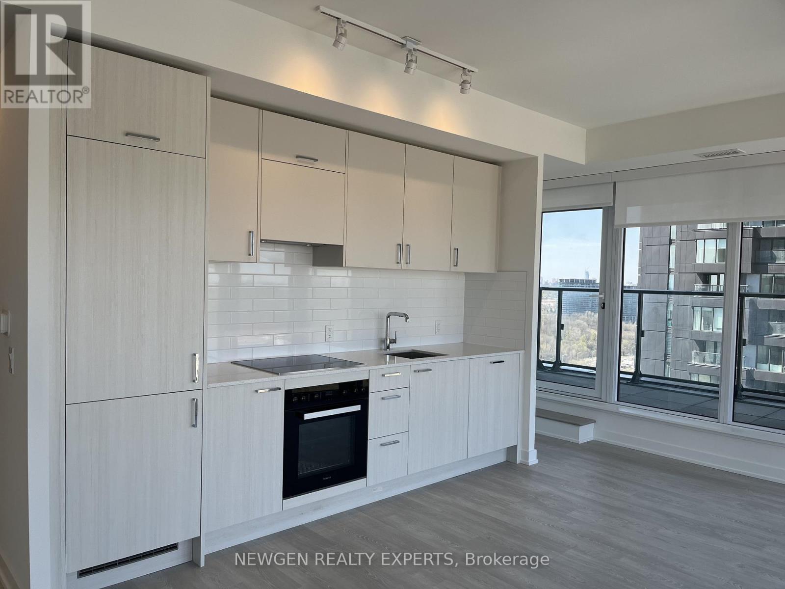 1903 - 5 Quarrington Lane, Toronto, Ontario  M3C 1H7 - Photo 2 - C13043112