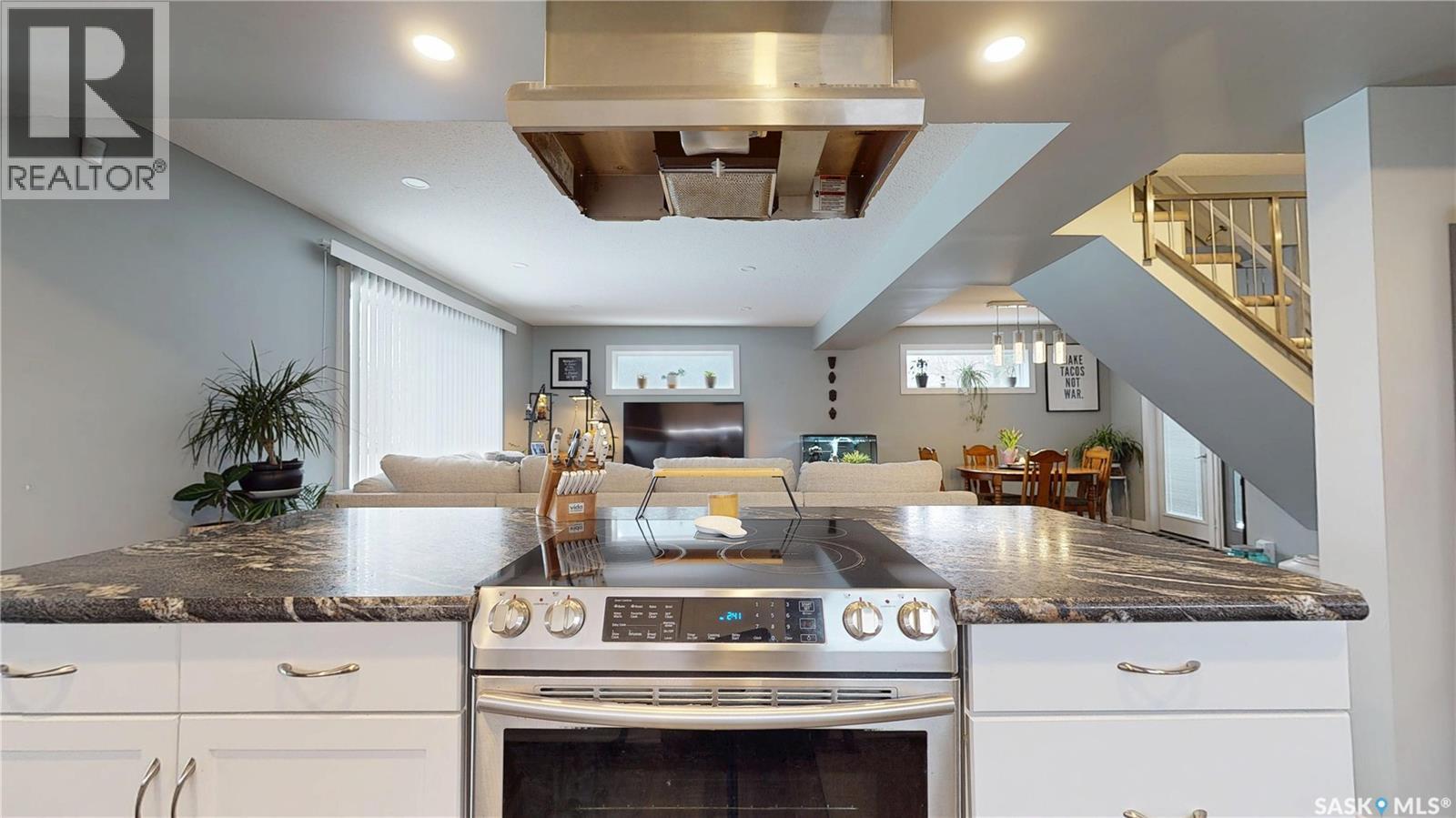 60 Charles Crescent, Regina, Saskatchewan  S4T 5X4 - Photo 4 - SK033903