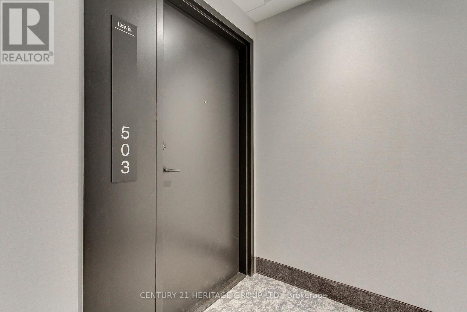 503 - 185 Deerfield Road, Newmarket, Ontario  L3Y 0G7 - Photo 5 - N13042998