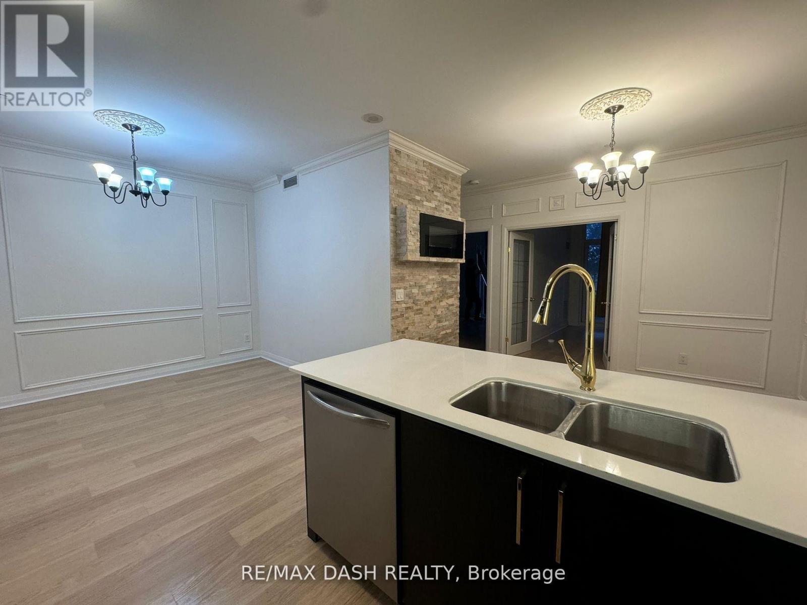 105 - 55 Oneida Crescent, Richmond Hill, Ontario  L4B 0B1 - Photo 13 - N13043068