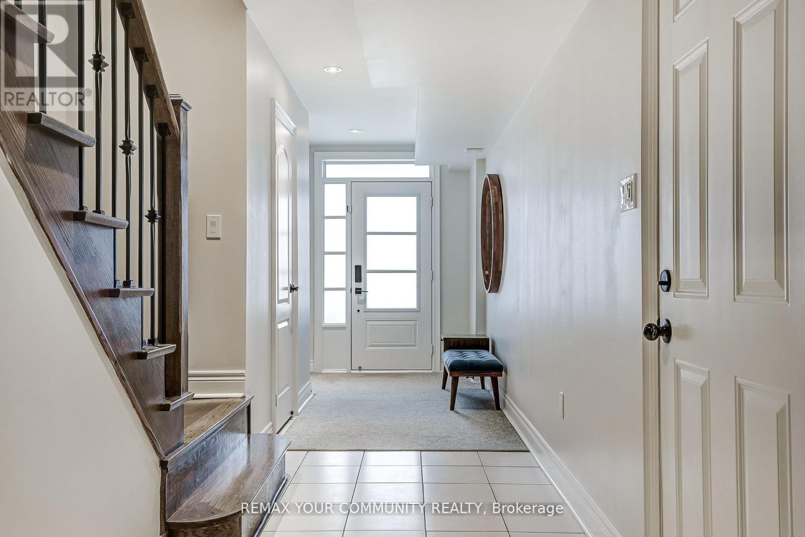 22 Lowther Avenue, Richmond Hill, Ontario  L4E 2Z7 - Photo 3 - N13043114