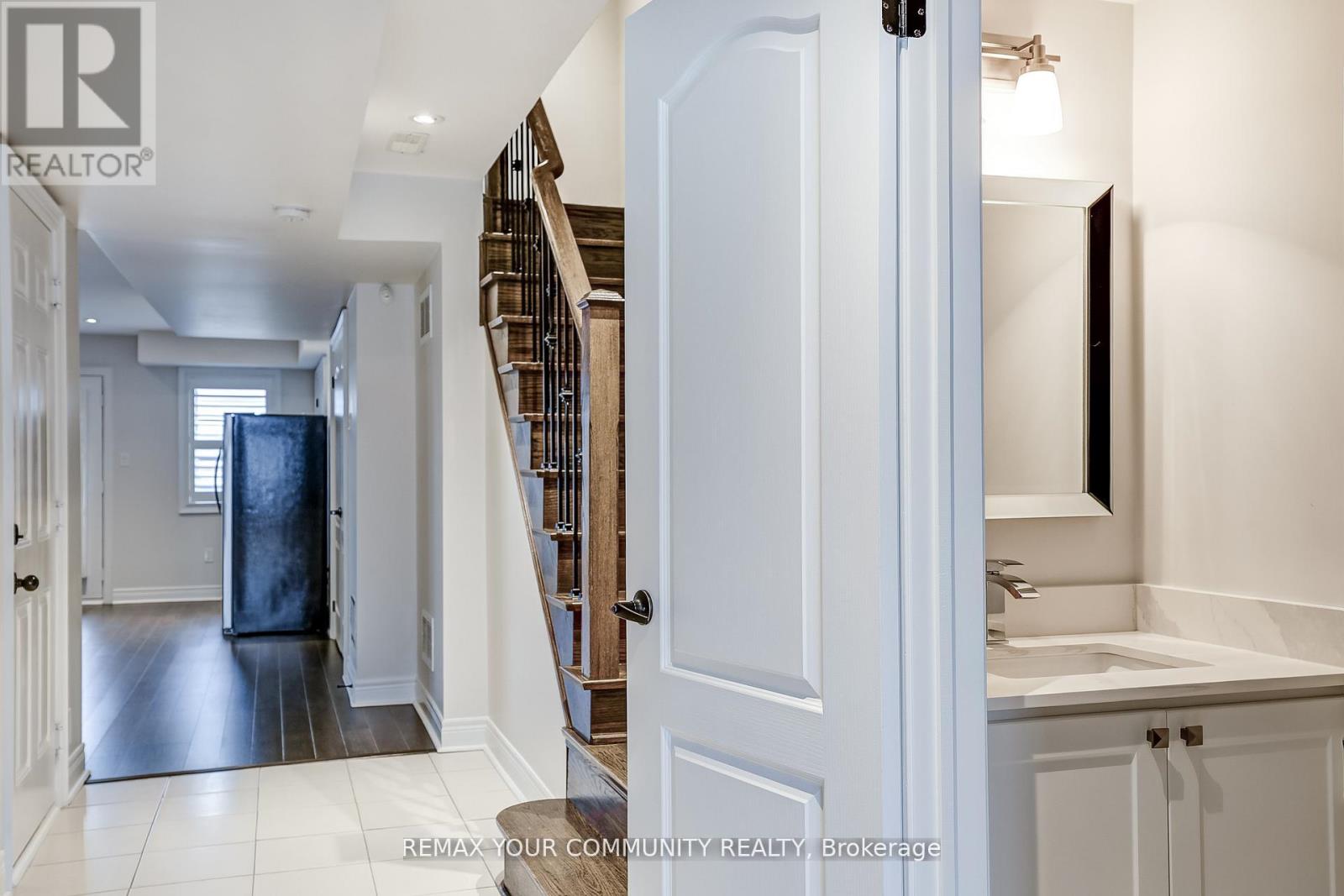 22 Lowther Avenue, Richmond Hill, Ontario  L4E 2Z7 - Photo 40 - N13043114