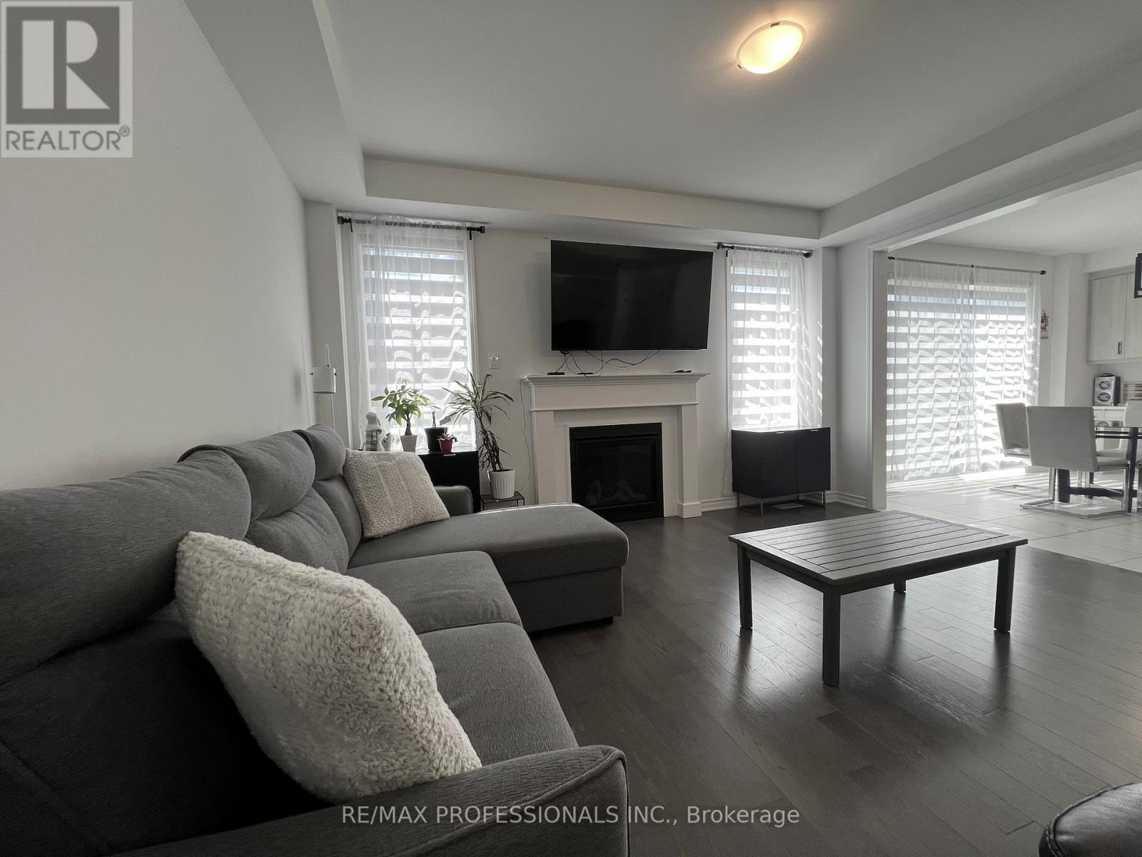 687 Lamb Street, Innisfil, Ontario  L9S 0R7 - Photo 17 - N13043120