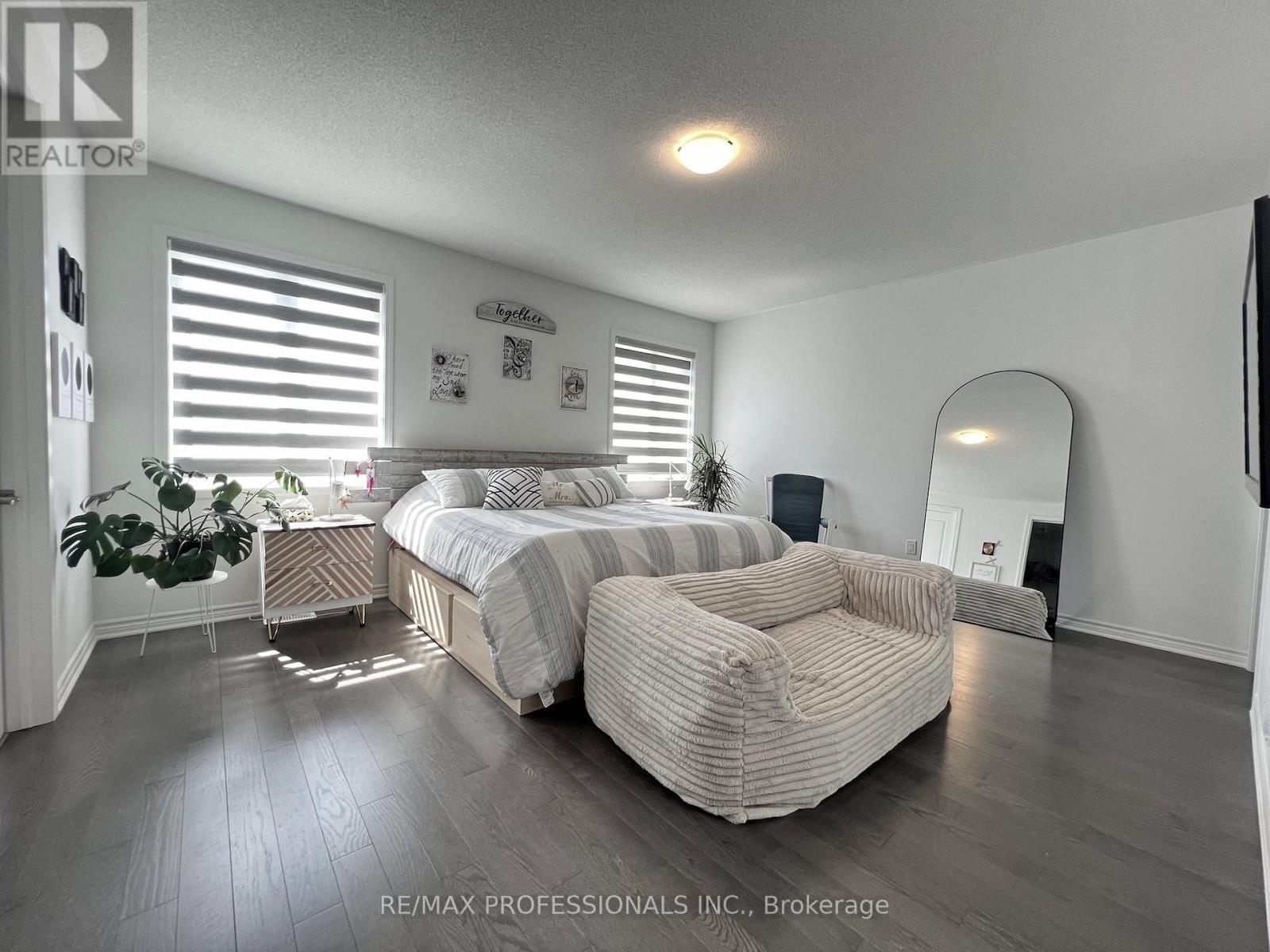 687 Lamb Street, Innisfil, Ontario  L9S 0R7 - Photo 35 - N13043120