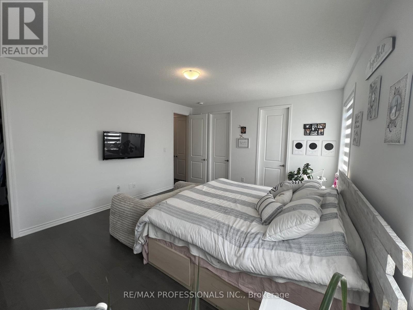 687 Lamb Street, Innisfil, Ontario  L9S 0R7 - Photo 37 - N13043120