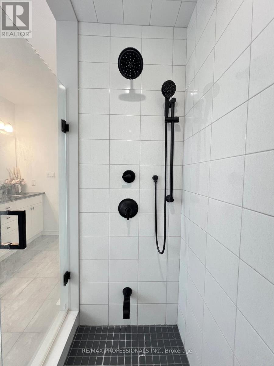 687 Lamb Street, Innisfil, Ontario  L9S 0R7 - Photo 40 - N13043120