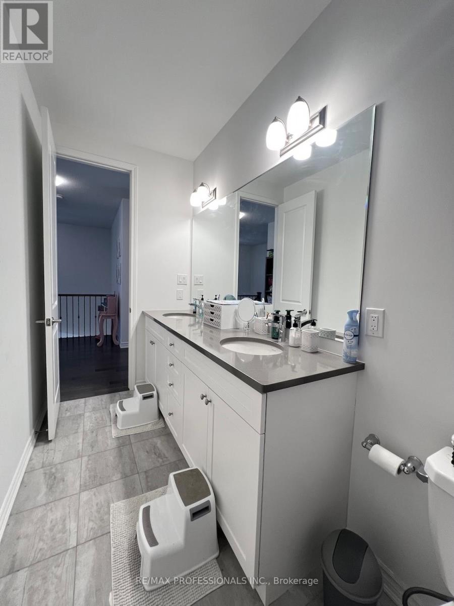 687 Lamb Street, Innisfil, Ontario  L9S 0R7 - Photo 42 - N13043120