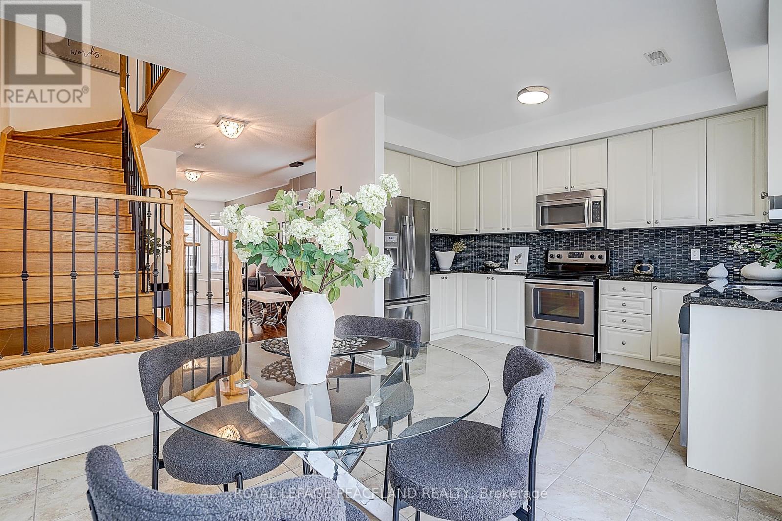 63 Mack Clement Lane, Richmond Hill, Ontario  L4S 2P7 - Photo 14 - N13043122