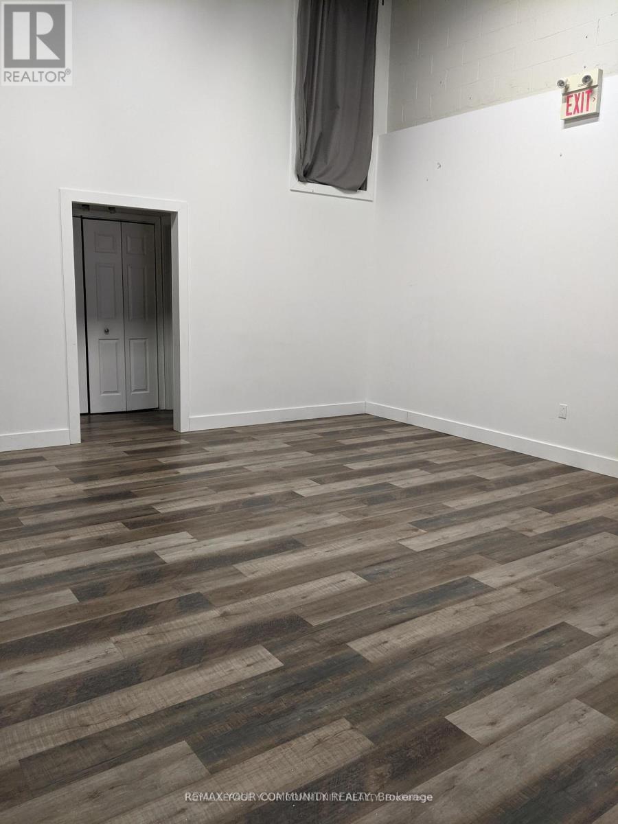 6 - 100 Ringwood Drive, Whitchurch-Stouffville, Ontario  L4A 1A9 - Photo 6 - N13043136