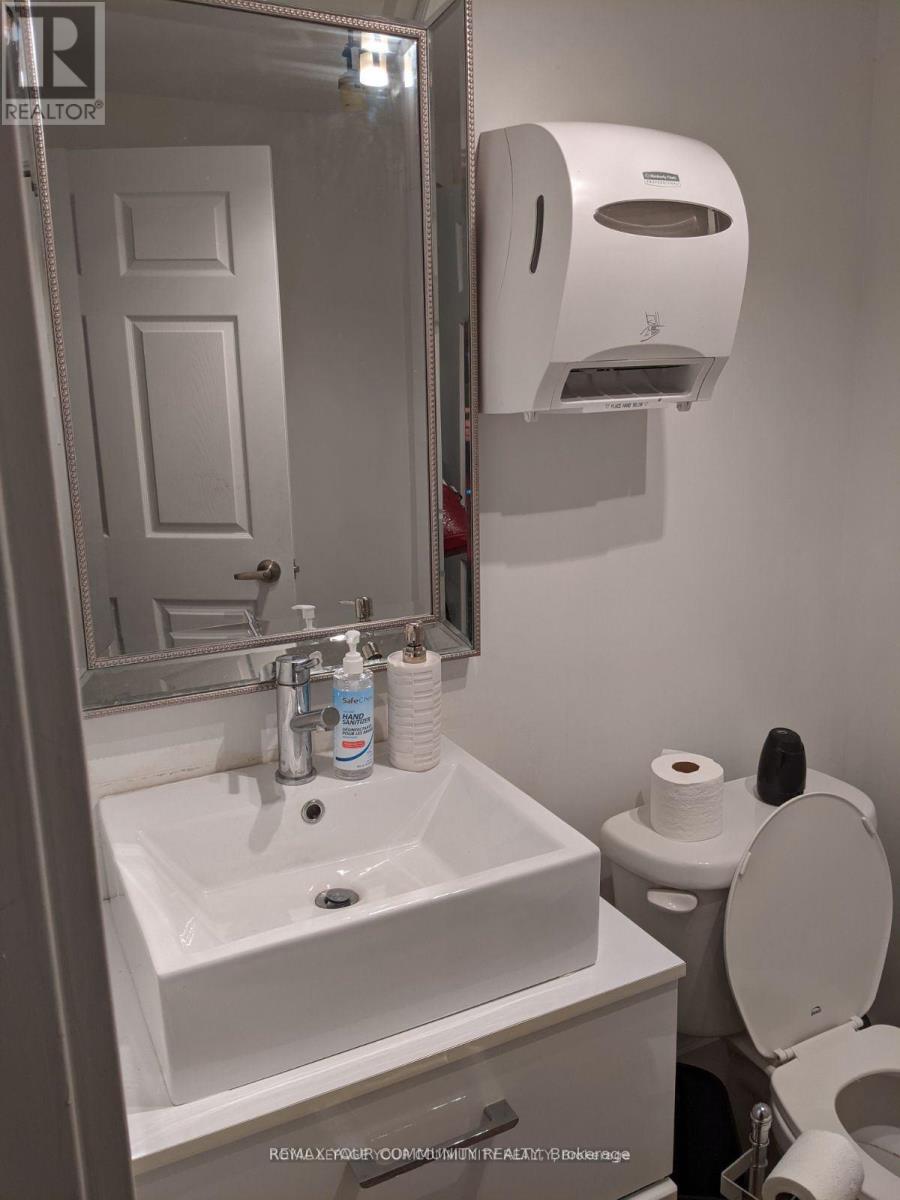 6 - 100 Ringwood Drive, Whitchurch-Stouffville, Ontario  L4A 1A9 - Photo 8 - N13043136