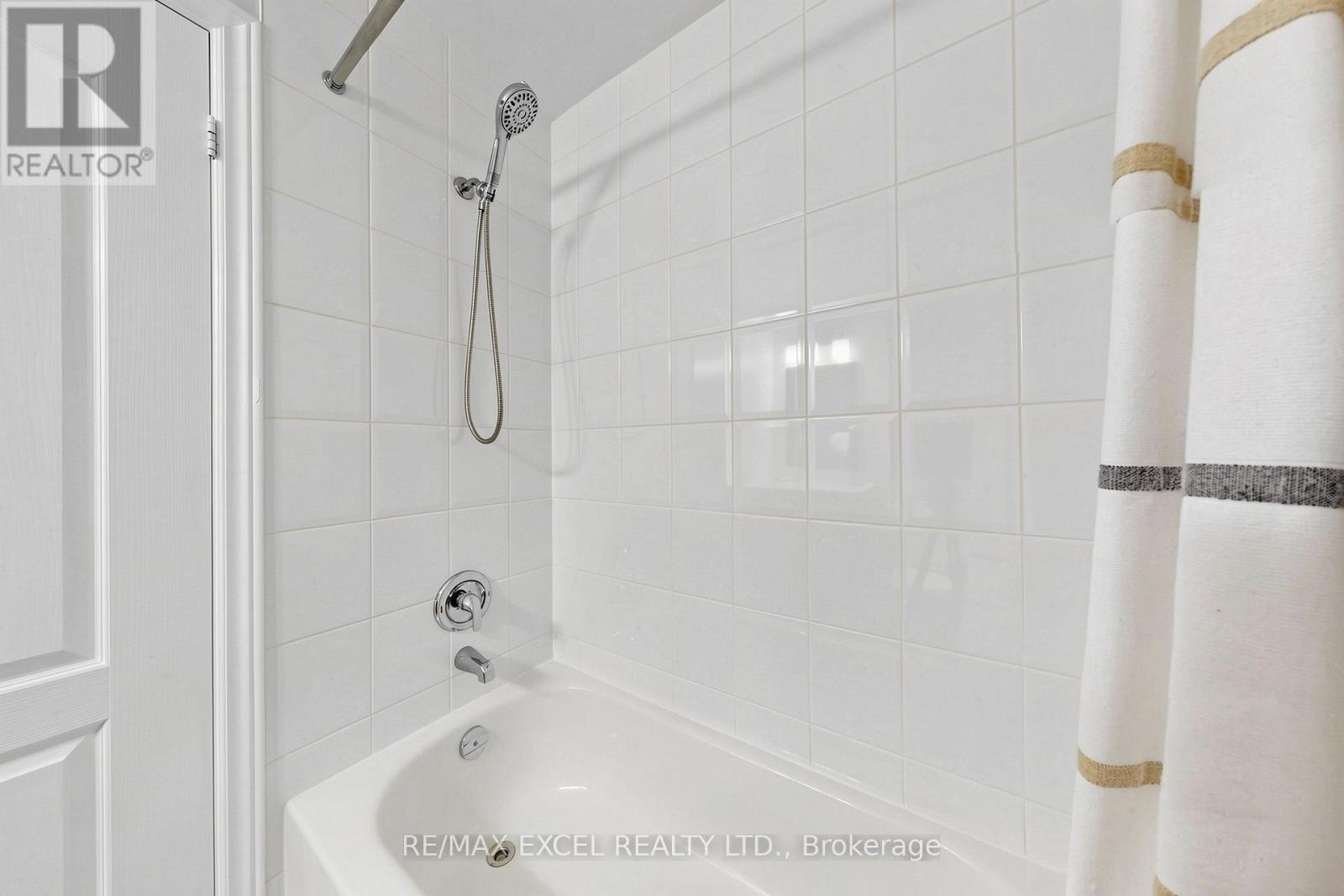 523 Bur Oak Avenue, Markham, Ontario  L6C 2S5 - Photo 35 - N13043154