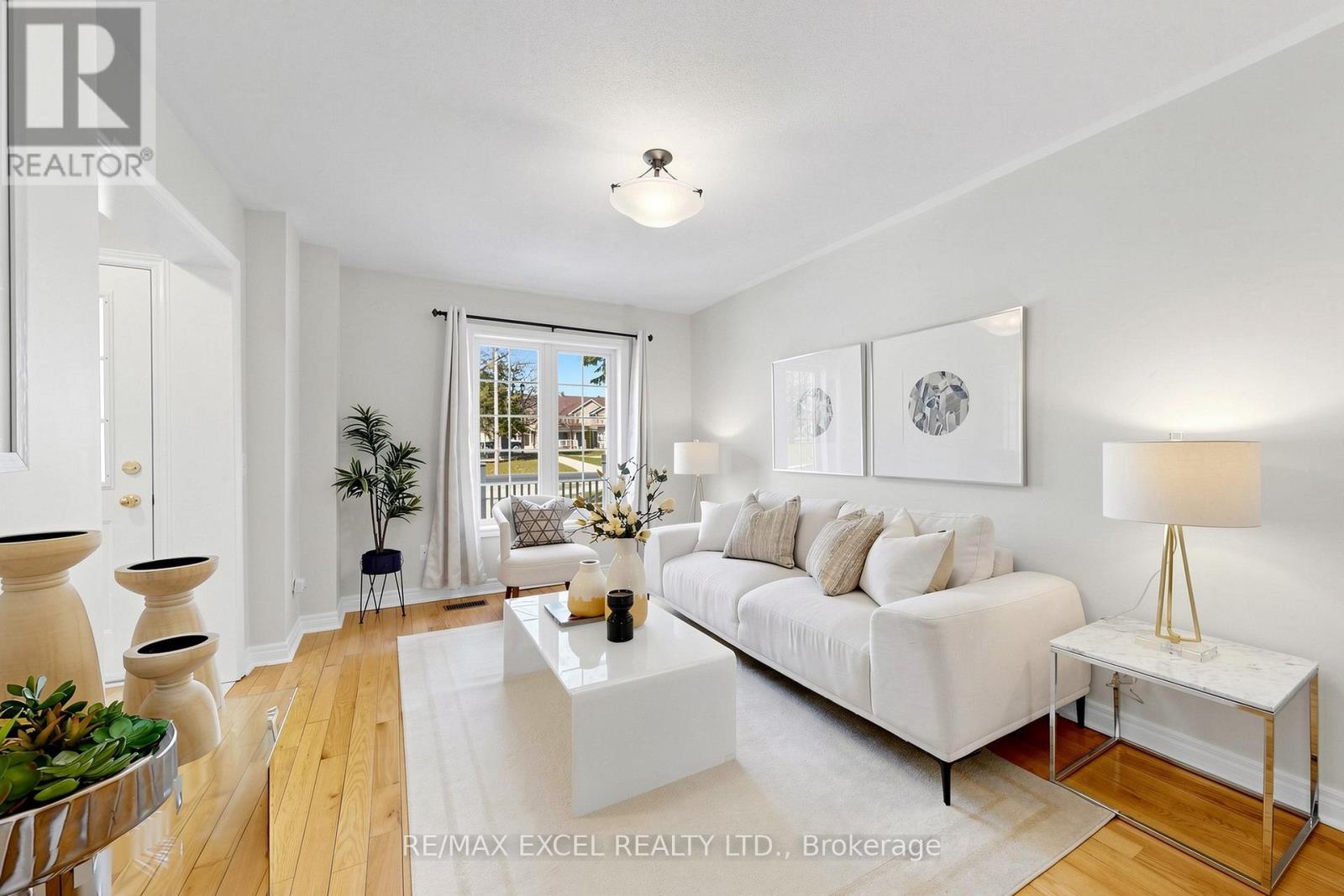 523 Bur Oak Avenue, Markham, Ontario  L6C 2S5 - Photo 4 - N13043154