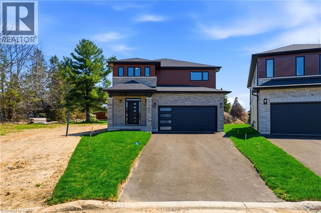 23 WOODVALLEY Court, Hamilton, Ontario