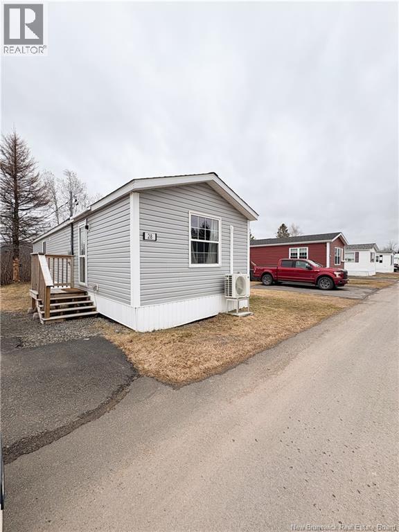 28 Douglas Crescent, New Maryland, New Brunswick  E3C 1Y8 - Photo 18 - NB137811