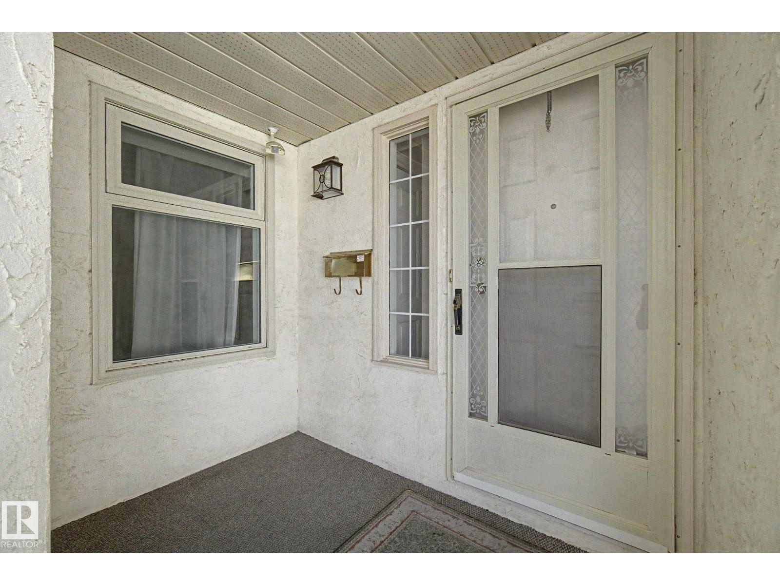1542 54 St Nw, Edmonton, Alberta  T6L 6H4 - Photo 5 - E4484144