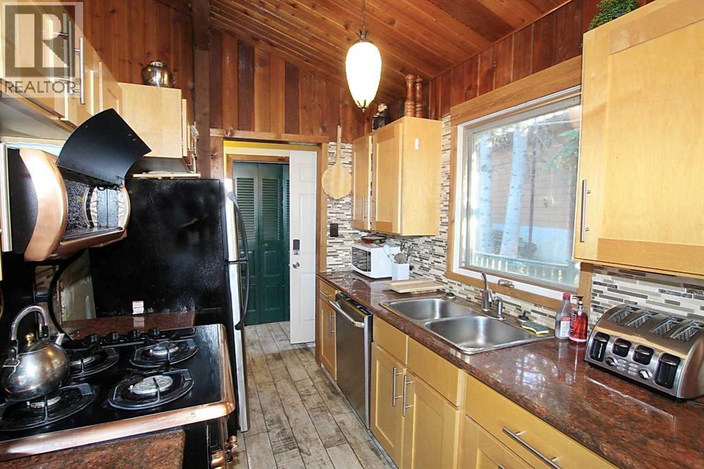 603 Fox Crescent, Sunbreaker Cove, Alberta  T0C 0J0 - Photo 3 - A2290517