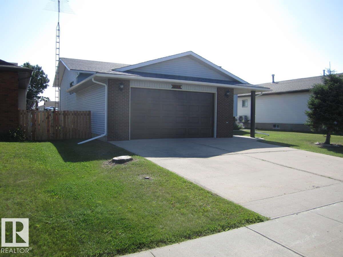 4105 47 St, Vegreville, Alberta  T9C 1C1 - Photo 2 - E4484145