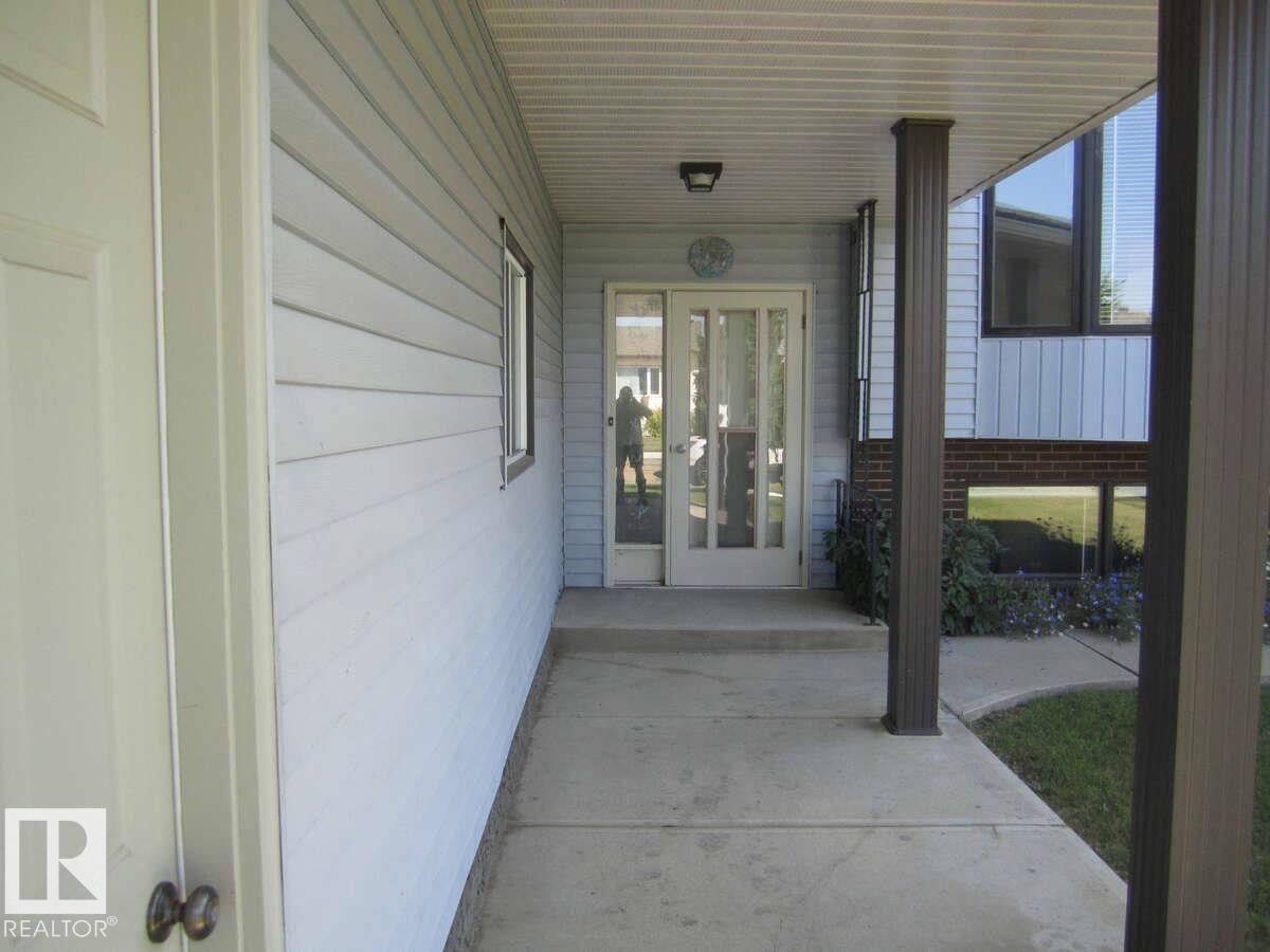 4105 47 St, Vegreville, Alberta  T9C 1C1 - Photo 3 - E4484145