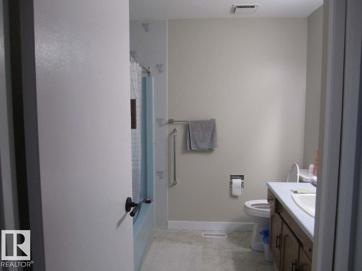 4105 47 St, Vegreville, Alberta  T9C 1C1 - Photo 31 - E4484145