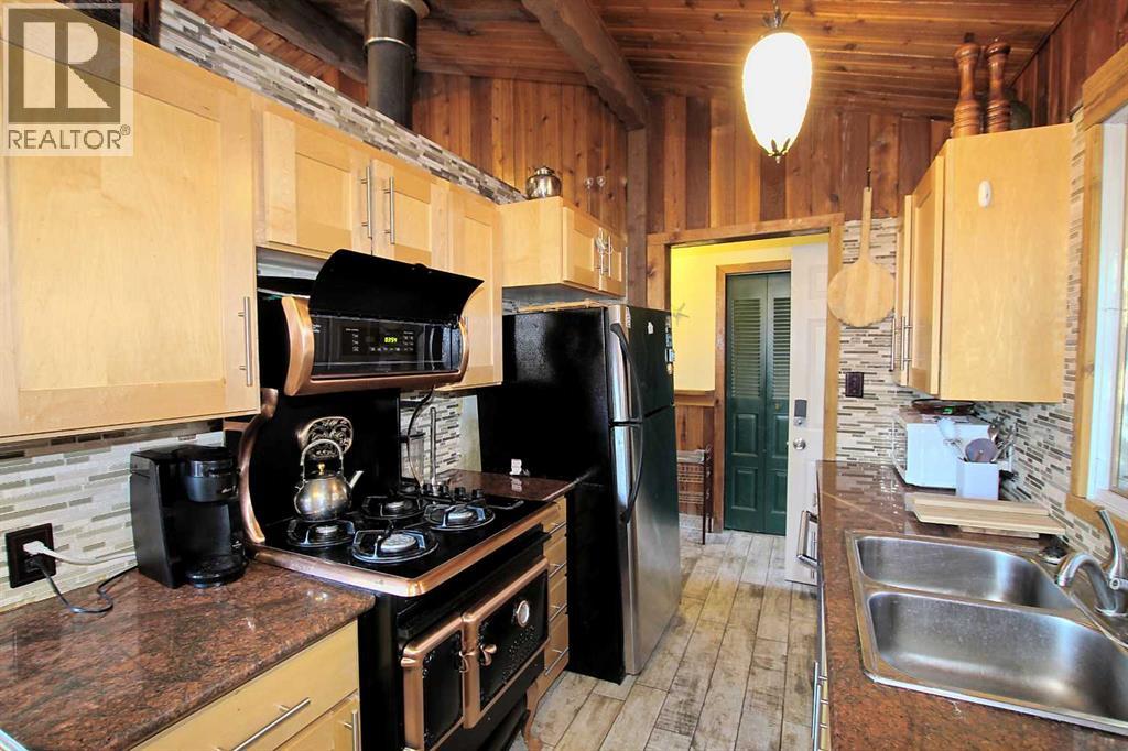 603 Fox Crescent, Sunbreaker Cove, Alberta  T0C 0J0 - Photo 2 - A2290517