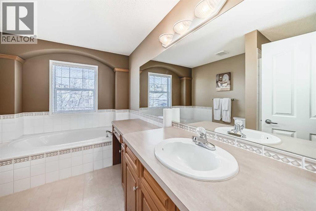 3767 Springbank Drive SW, Calgary, Alberta  T3H 4J5 - Photo 24 - A2291505