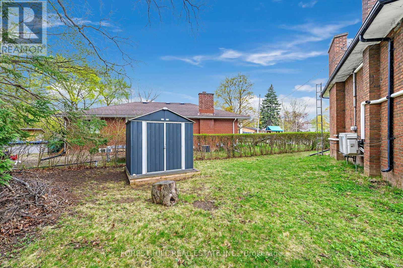 MAIN - 135 ASHBROOK COURT Milton (OM Old Milton), ON L9T 2K8